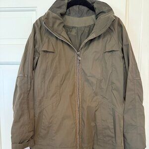 lululemon women's army green rain coat